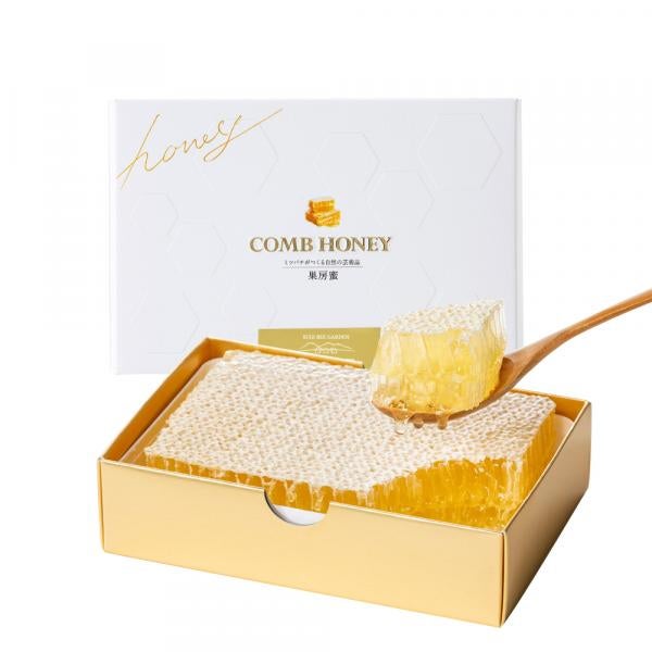 Comb honey made in Hungary