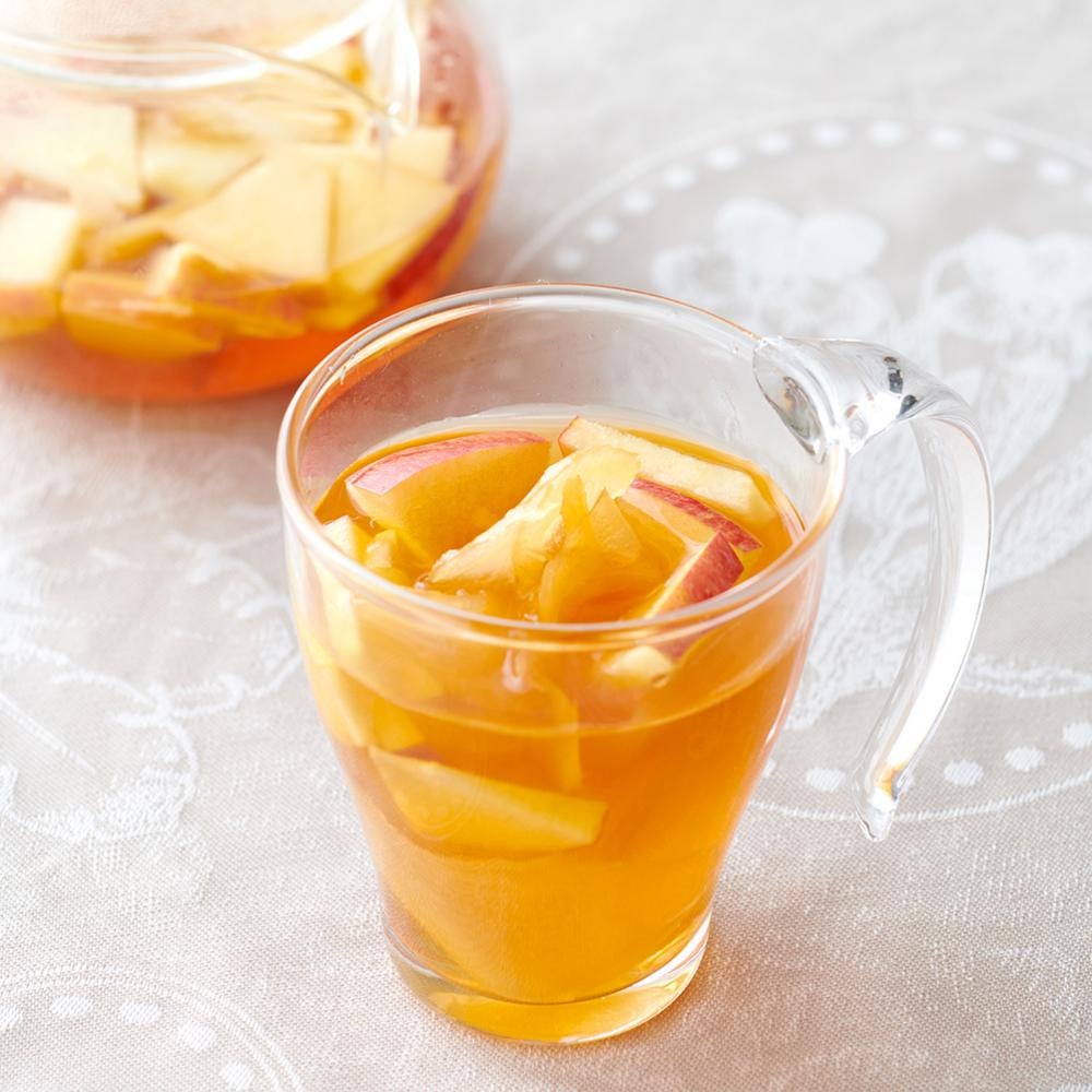 Tea with Apple and Ginger